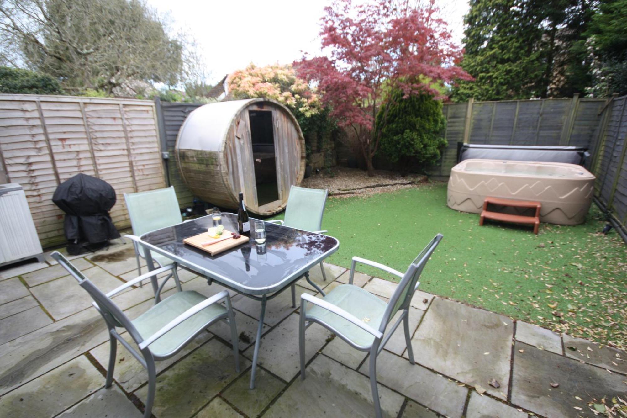 Bournemouth Hot Tub & Sauna Holiday Let Экстерьер фото