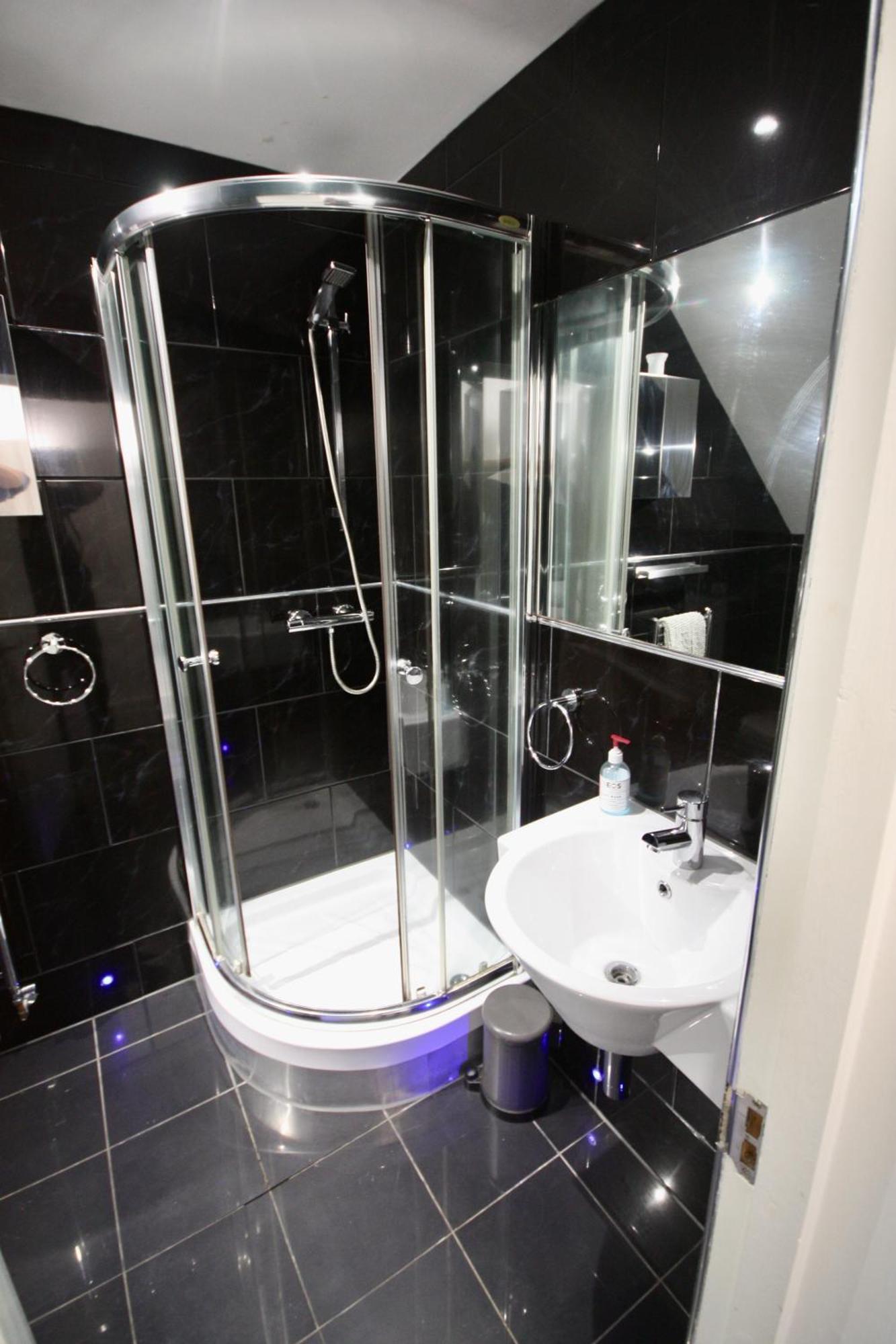 Bournemouth Hot Tub & Sauna Holiday Let Экстерьер фото