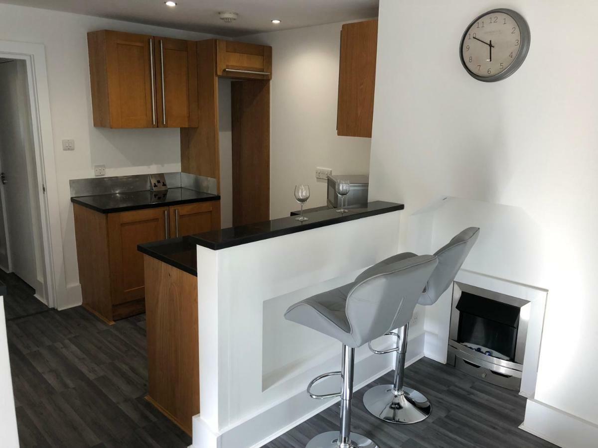 Bournemouth Hot Tub & Sauna Holiday Let Экстерьер фото