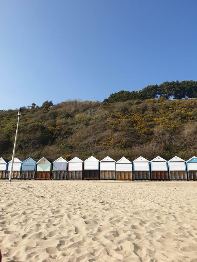 Bournemouth Hot Tub & Sauna Holiday Let Экстерьер фото